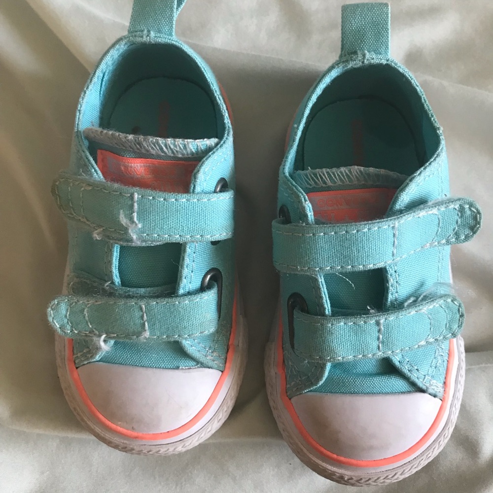 Toddler Size 4 Converse sneakers